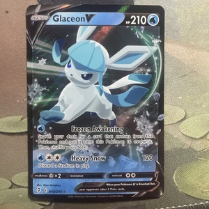 Pokémon TCG Glaceon V Evolving Skies 040/203 Holo Ultra Rare - Picture 1 of 7
