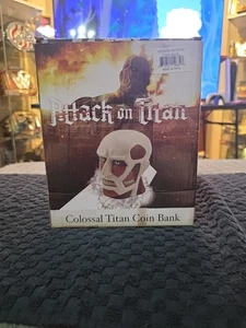 Attack On Titan Colossal Titan Head Skull Anatomy Coin Bank Horror Collectible - Picture 1 of 3