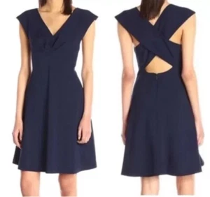 Betsey Johnson dunkelblau V-Ausschnitt Midikleid gekreuzter Rücken ärmellos Stretch 10 - Bild 1 von 8