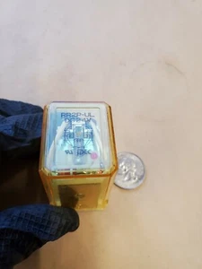 Idec RR2P-UL Relay DC24V - Picture 1 of 3