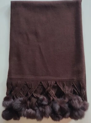 Bufanda color marrón con pompones 🤎🟤 - Imagen 1 de 4