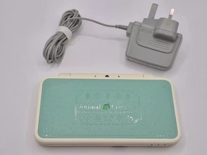 Nintendo 2DS XL Animal Crossing nuova edizione Leaf con caricatore  - Foto 1 di 20
