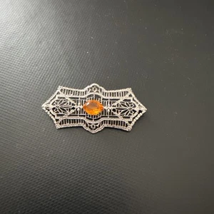 Broche vintage de filigrana de plata de ley con cristal de mandarina 1,5”X3/4” 2,2 g - Imagen 1 de 7