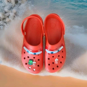 Lightning McQueen Trending Crocs UK Size 11-12 Adult - Picture 1 of 5