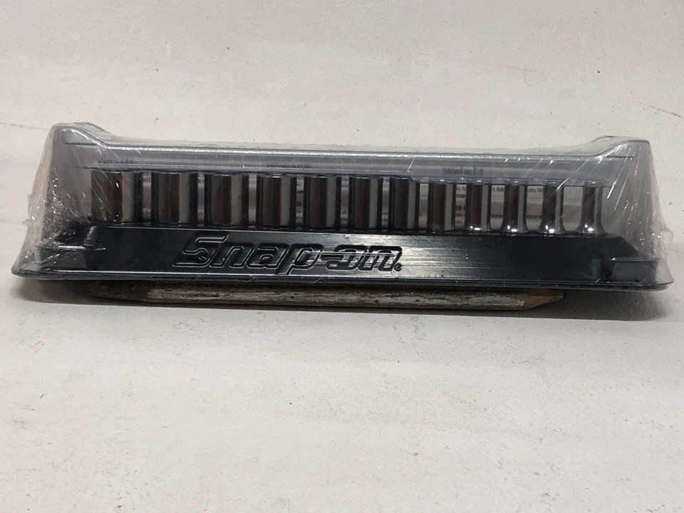 Snap-On 112TMMSY Drive 6-Point Flank Drive Semi-Deep Metric Socket Set 12 Pieces - Pieces