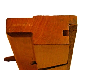 L. Scovill., 3/4" Tongue Plane, 9 1/2 long - Picture 1 of 5