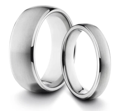 JUEGO DE DOS ANILLOS DE ALIANZA DE BODA SUYA Y SUYA 8 MM/4 MM titanio mate plata ajuste cómodo Foto 1 de 3