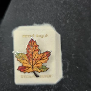 Vintage Maple Leaf Pin hergestellt von der kanadischen Firma Bond-Boyd. - Bild 1 von 2