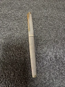 VINTAGE PARKER 75 STERLINGSILBER KAPPE/FASS FÜLLFEDERHALTER, 14K SPITZE NEU IM KARTON - Bild 1 von 16