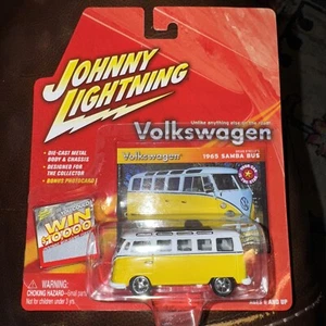 1965 VOLKSWAGEN SAMBA BUS 2004 JOHNNY LIGHTNING VOLKSWAGEN 1:64 DIE-CAST - Picture 1 of 3