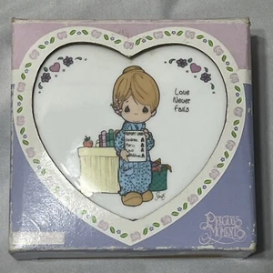 VTG 1994 Precious Moments Love Never Fails Heart Shaped Jewelry Trinket Box NIB - Picture 1 of 6