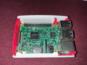 Raspberry Pi 3 Model B v1.2 2015 With Case - Card - Cord - Picture 1 of 3