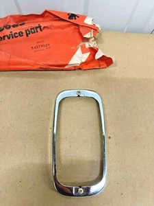 Genuine Lucas 54574829 lamp rim chrome - Bild 1 von 2