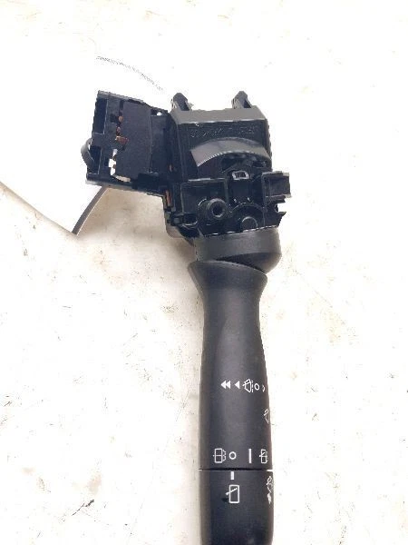 MONTAJE INTERRUPTOR COLUMNA DIRECCIÓN TOYOTA YARIS 12 13 14 15 16 17  Foto 1 de 4