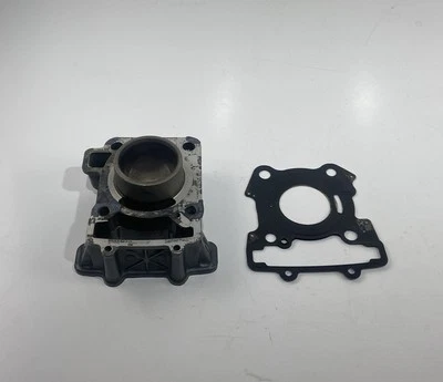 ♻️ KTM Duke 125 2011 - 2016 Engine Cylinder Barrel Block with Gasket ♻️ - Image 1 of 4