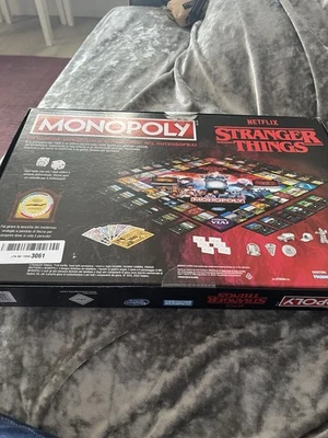 NEW Monopoly Stranger Things Board Game - Italian Version - Partially Sealed - Image 1 of 4