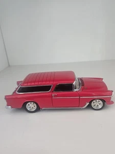DANBURY TORCIA ROSSA COME NUOVA 1955 CHEVY Chevrolet NOMAD STREET MACHINE 1/24 rara - Foto 1 di 11
