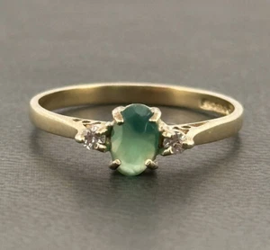 9ct Yellow Gold Green Agate Three Stone Ring Size N Hallmarked - Picture 1 of 7