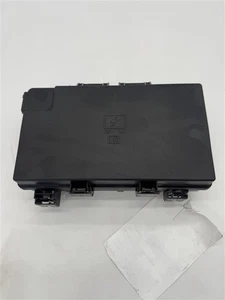 18-21 JEEP GRAND CHEROKEE INTEGRATED FUSE BOX 68417603AA - Picture 1 of 4