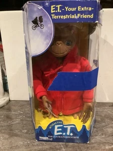 Vintage E.T Extra Terrestrial Talking Interactive Furby Finger Glows Toy Hasbro - Picture 1 of 14