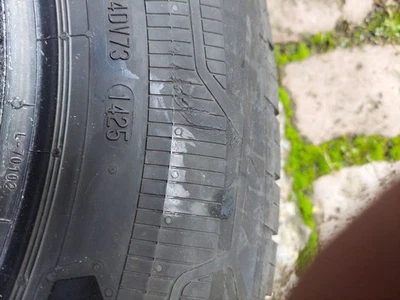 Continental Sommerreifen VanContact 235/65 R16 C - Bild 1 von 4