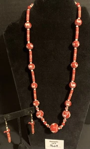 Red Bead Necklace & Earrings Hand Painted Llama Cactus Southwest Vintage - Picture 1 of 24