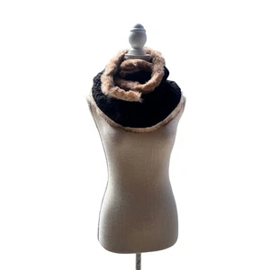 Amerinkas Hand Made Scarf - Picture 1 of 11