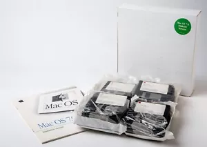 Apple Macintosh System 7.6 Full set of Installation Diskettes / Floppies 3.5 inc - Picture 1 of 3