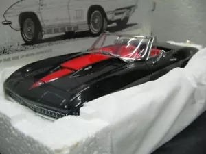 WOW ESTREMAMENTE RARO Chevrolet Corvette Sting Ray 427 L71 1967 Nero 1:20 Revell - Foto 1 di 2