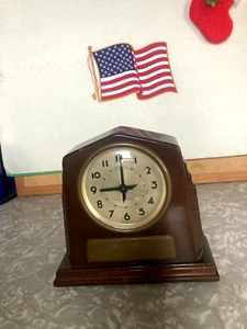 8 DAY SETH THOMAS PRESENTATION CLOCK 1939 GENERAL MORORS ACCEPTANCE CORPORATION - Picture 1 of 7