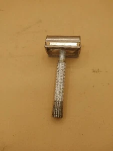 Vintage Gillette Safety Razor Made In USA - Picture 1 of 8