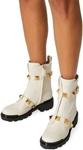 Valentino Garavani Damen Roman Stud Calfskin Combat Boots Light Ivory Gr.371/2 - Bild 1 von 9