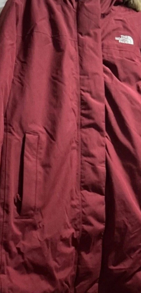 Abrigo de plumón The North Face Plus Arctic Parka con capucha granate talla 3X nuevo con etiquetas Foto 1 de 1