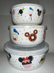Disney Parks Sweet Treats Keramik bedeckt Schüssel 3er Set mit belüfteten Deckeln-NEU - Bild 1 von 6