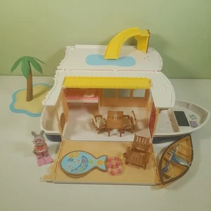 Sylvanian Families Seaside Cruiser House Boat With Some Accessories - Picture 1 of 15