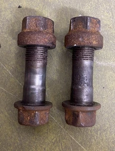 08 Toyota Camry Hybrid Front Strut Bolts And Nuts Pair Set For One Side  - Bild 1 von 5