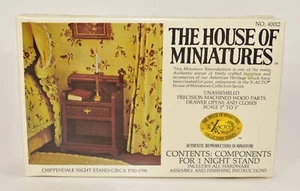 Vintage The House of Miniatures Kit Chippendale Night Stand 40012 SEALED - Neu in OVP - Bild 1 von 8