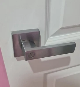 Modern DOOR handles - Silver Square Profile - Best For White Doors - 5 x Styles - Picture 1 of 83