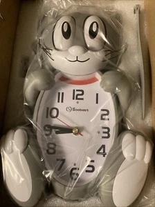 Soobest 18” 3D Large Gray Cat Wall Clock Battery Operated Silent Non Ticking - Picture 1 of 9