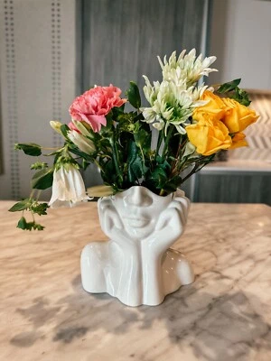 Florero grande elegante - Florero facial de mujer para flores secas - Jarrón cabeza  Foto 1 de 4