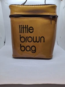 Kleine braune Tasche Bloomingdales Vinyl Reißverschluss Brotzeittasche oberer Griff - Bild 1 von 8