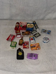 17 Zuru Mini Brands Food Candy Peeps Sushi Cereal Jell-O buone condizioni usato - Foto 1 di 4