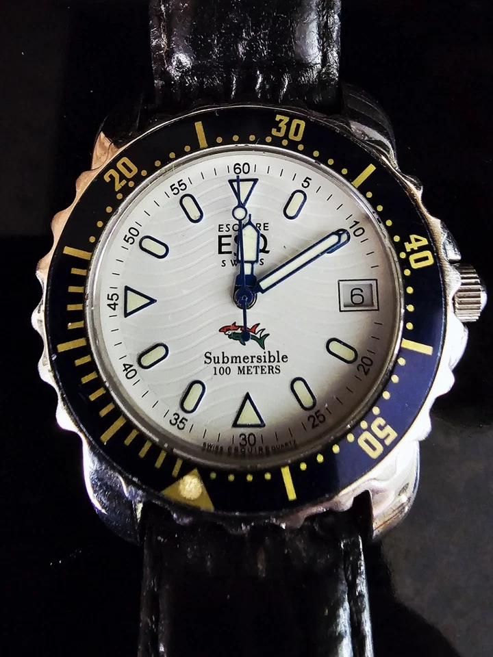 Reloj de cuarzo sumergible vintage ESQ by Movado Swiss Diver 100M para hombre 38 mm Foto 1 de 4