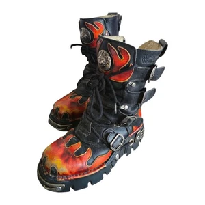 New Rock Flame Design Leather Boots Steampunk Gothic Punk UK Size One Zip Broke - Picture 1 of 9