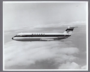 MOHAWK AIRLINES BAC1-11 LARGE ORIGINAL VINTAGE MANUFACTURERS PHOTO ONE-ELEVEN - Picture 1 of 2