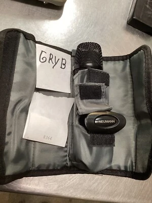 Neumann KMS 105 P48 Super-Cardioid Vocalist Stage Microphone Black with Gray Bag - Image 1 of 4