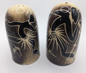 Vintage Salt and Pepper Shaker incised red pottery tribal African Umhlanga Rocks - Picture 1 of 6