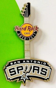 2010 - 2011 HARD ROCK CAFE SAN ANTONIO SPURS NBA LOGOTIPO GUITARRA SERIE LE PIN - Imagen 1 de 1