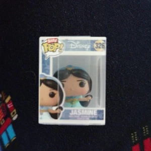 Disney Princess Aurora Bitty Pop! - Miniature Funko Pops! - Picture 1 of 3
