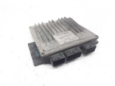 8200399038 centralina motore per RENAULT MEGANE I FASE 2 BERLINA (BA0) 5831608 - Immagine 1 di 4